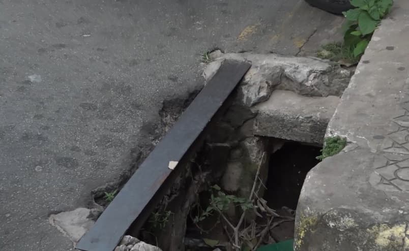 Moradores denunciam retirada de proteção de galerias na Avenida São Marçal