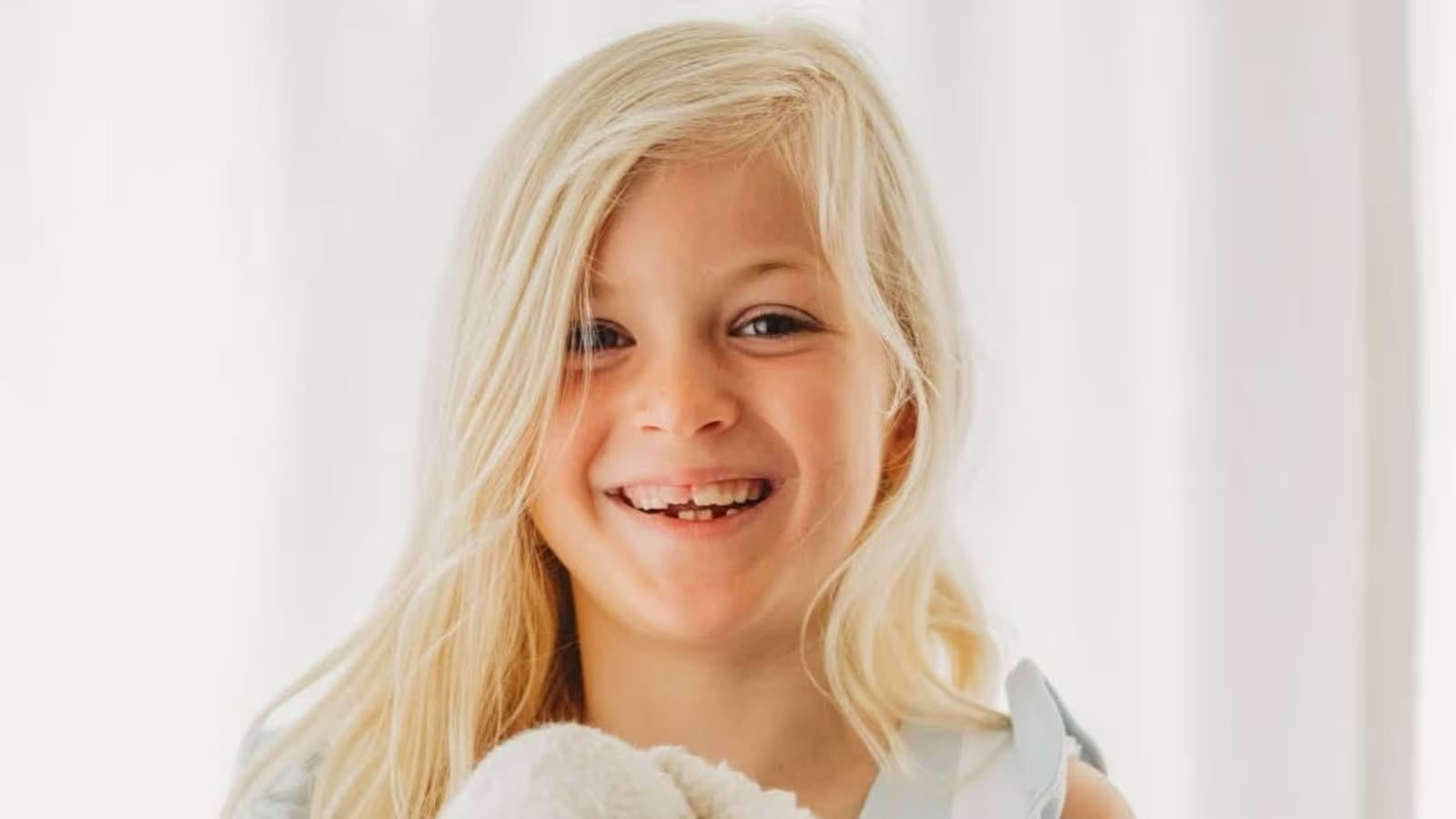 Menina de 8 anos morre após contrair ameba comedora de cérebro em lago nos EUA