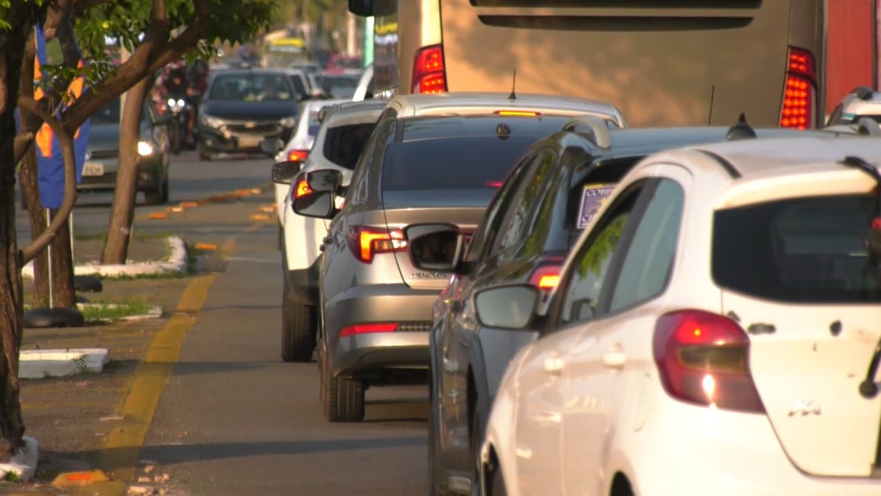 Motoristas de aplicativo relatam medo e cobram mais segurança durante o trabalho