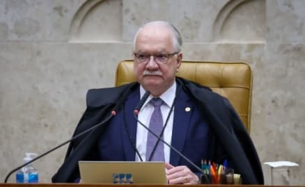 Mendonça retira sigilo das redes de pagamento do Master por ordem de Fachin