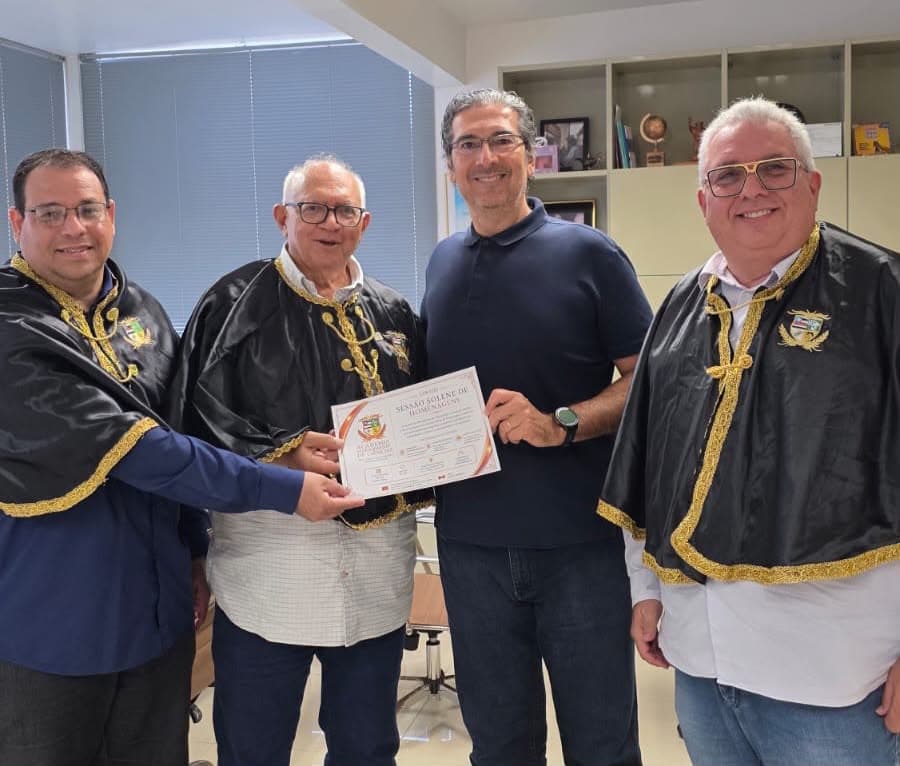 Academia Maranhense de Ciências homenageia Mauro Fecury por legado à educação