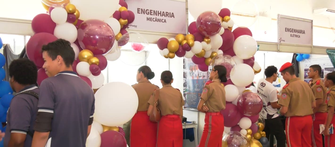 Feira de profissões aproxima estudantes de cursos em São Luís