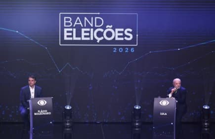 Lula e Flávio trocam acusações sobre familiares e corrupção em primeiro debate na TV