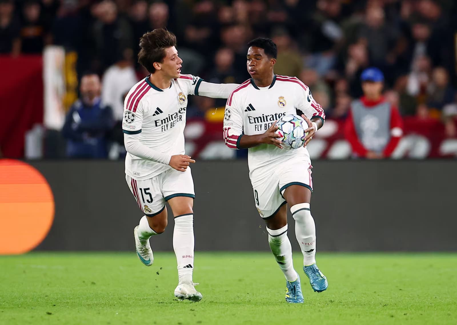Endrick segue com futuro incerto no Real Madrid e gigante italiano é opção