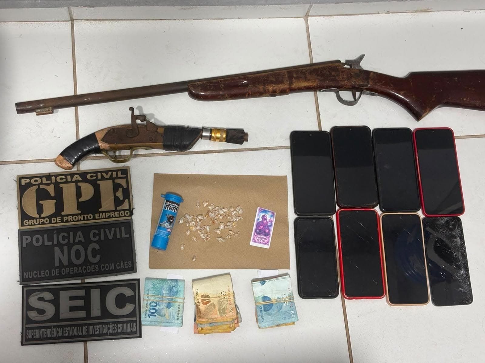 Polícia Civil prende três pessoas e apreende drogas, armas e dinheiro na zona rural de Codó