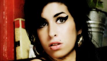 Divulgado o laudo sobre a morte de Amy Winehouse