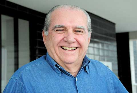 João Castelo foi o último a oficializar candidatura à prefeitura de São Luís