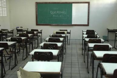 MP oferece denúncia contra professores que recebiam salário sem trabalhar no MA