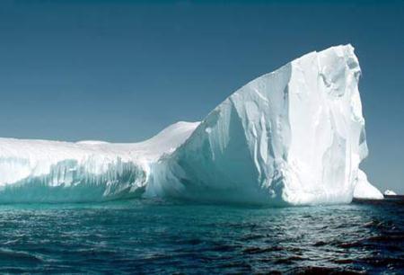 Petrobras e Marinha iniciam esta semana resgate de embarcação que naufragou na Antártica