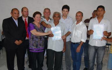 Iterma entrega títulos individuais de posse de terra em Itaipava do Grajaú