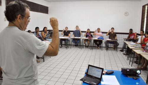 Libras completa 10 anos como língua oficial dos surdos no Brasil