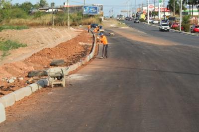 Obra de alargamento na Jerônimo de Albuquerque entra em fase final