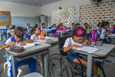 UNICEF: 3,5 milhões de estudantes brasileiros foram reprovados ou abandonaram a escola em 2018