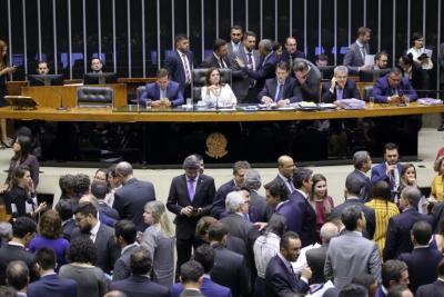 Câmara aprova MP que altera regras de saque no FGTS