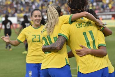Seleção feminina aumenta série invicta e encerra 2019 com vitória