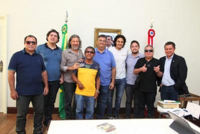 O acerto foi firmado durante reunião com o governador Flávio Dino.