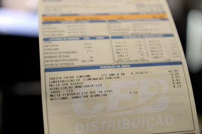 PL proíbe reajustes na tarifa de energia elétrica em 2021