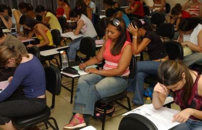 alunos em sala de aula