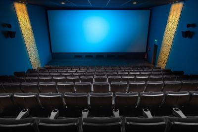Lei adia prazo para salas de cinema oferecerem acessibilidade