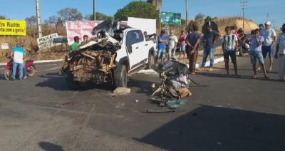 Quatro jovens morrem em acidente de trânsito em Riachão
