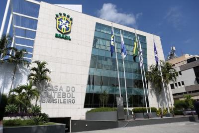 CBF mantêm proibição de torcedores em jogos do Brasileirão