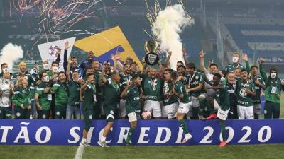 Palmeiras vence Corinthians nos pênaltis e é campeão paulista