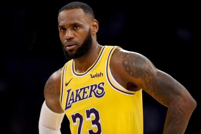 LeBron James protesta contra morte de homem negro por policiais