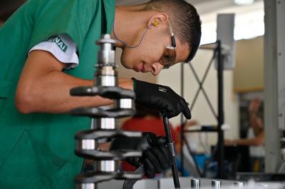 Projeto amplia estágio profissional de 2 para 3 anos durante pandemia