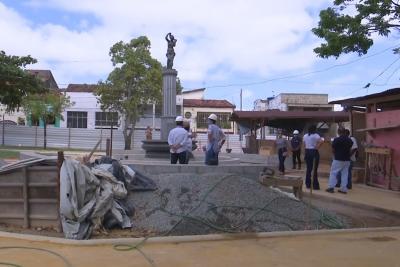 São Luís: prefeito vistoria obras nas praças da Misericórdia e Saudade