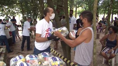 Projeto Rede Solidária entrega cestas básicas em São Luís