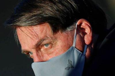  'Estou perfeitamente bem', diz Bolsonaro após diagnóstico de covid 