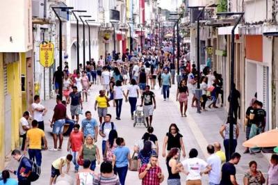 Comércio terá funcionamento normal durante feriado de Tiradentes