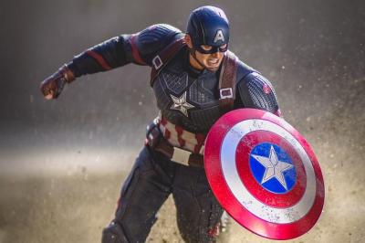 Kevin Feige nega retorno de Chris Evans ao papel de Capitão América