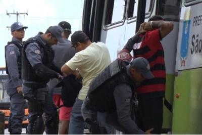PM intensifica ações preventivas em ônibus da Grande São Luís