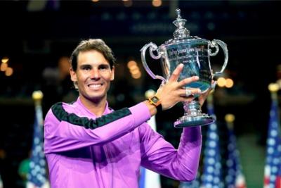 Nadal ainda sofre com problema nas costas antes do Aberto da Austrália