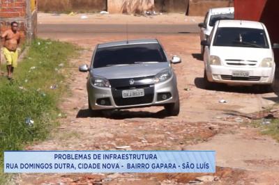 Buracos atrapalham trânsito no bairro São Cirstóvão