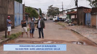 Moradores reclamam de buracos em rua do bairro São Cristóvão