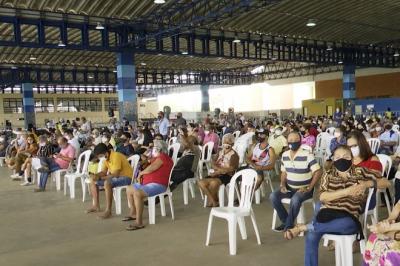 Prefeitura suspende aplicação da 1ª dose da vacina contra a Covid-19 