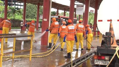 São Luís: terminal Cohama recebe higienização contra Covid