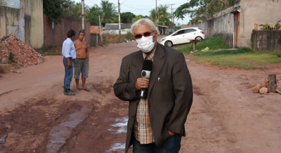 Buracos e lama são motivo de reclamação em rua da Vila Magril