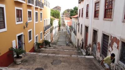 Rua do Giz em São Luís está entre as seis mais bonitas do Brasil, diz site