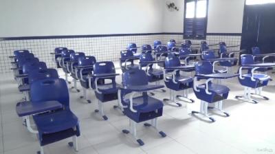 Nova suspensão de aulas presenciais desagrada escolas privadas 
