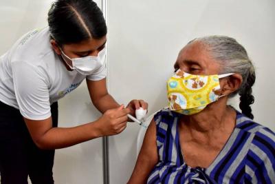 São Luís: retomada aplicação da 1ª dose da vacina contra Covid em idosos 
