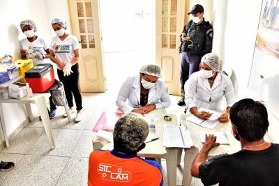 São Luís: segue vacinação contra Covid-19 para população em situação de rua