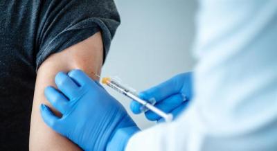 Estudo mostra que proteção de vacinas contra covid diminui após 6 meses