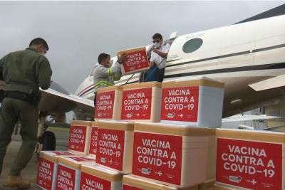 Covid: regionais de saúde recebem novas doses da vacina