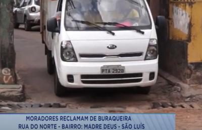 Moradores reclamam de buracos em rua da Madre Deus