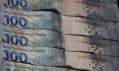 Caixa paga Auxílio Brasil a beneficiários com NIS final 9