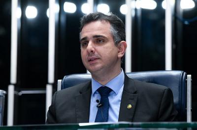 Pacheco anuncia votação de PL para custear piso da enfermagem