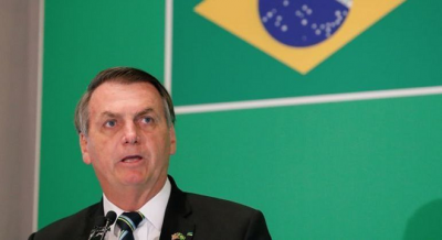 Bolsonaro diz que deixará governo de forma democrática se perder eleições